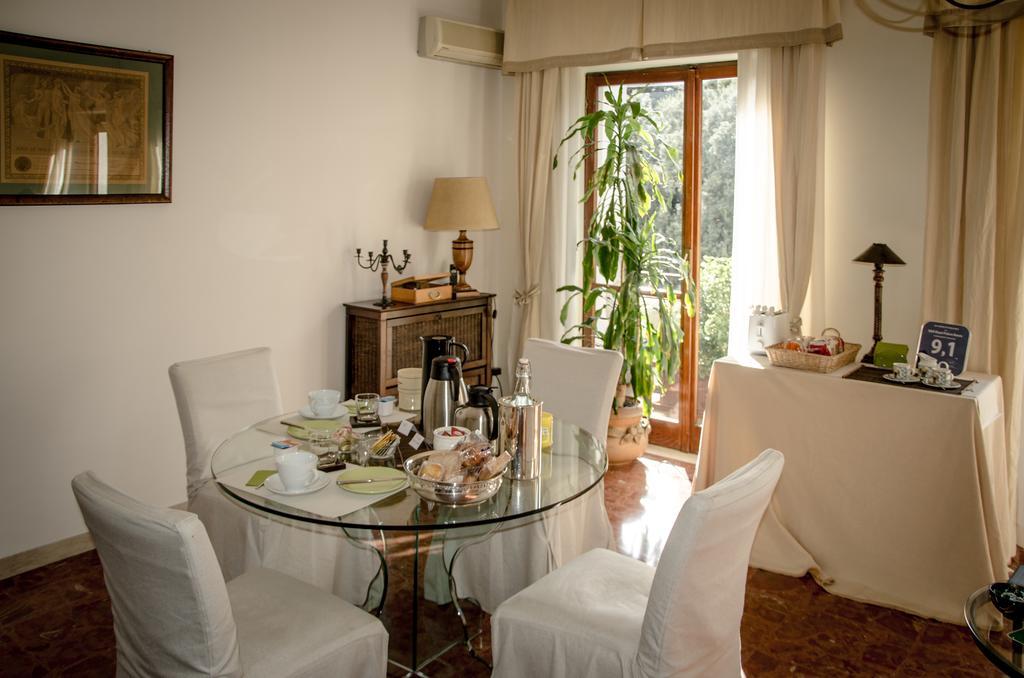 B&B Royal Palace Room Caserta Ngoại thất bức ảnh